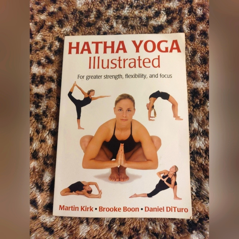 Hatha Yoga Illustrated Book